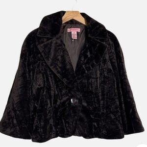 Bandolino Cropped Faux Fur Jacket